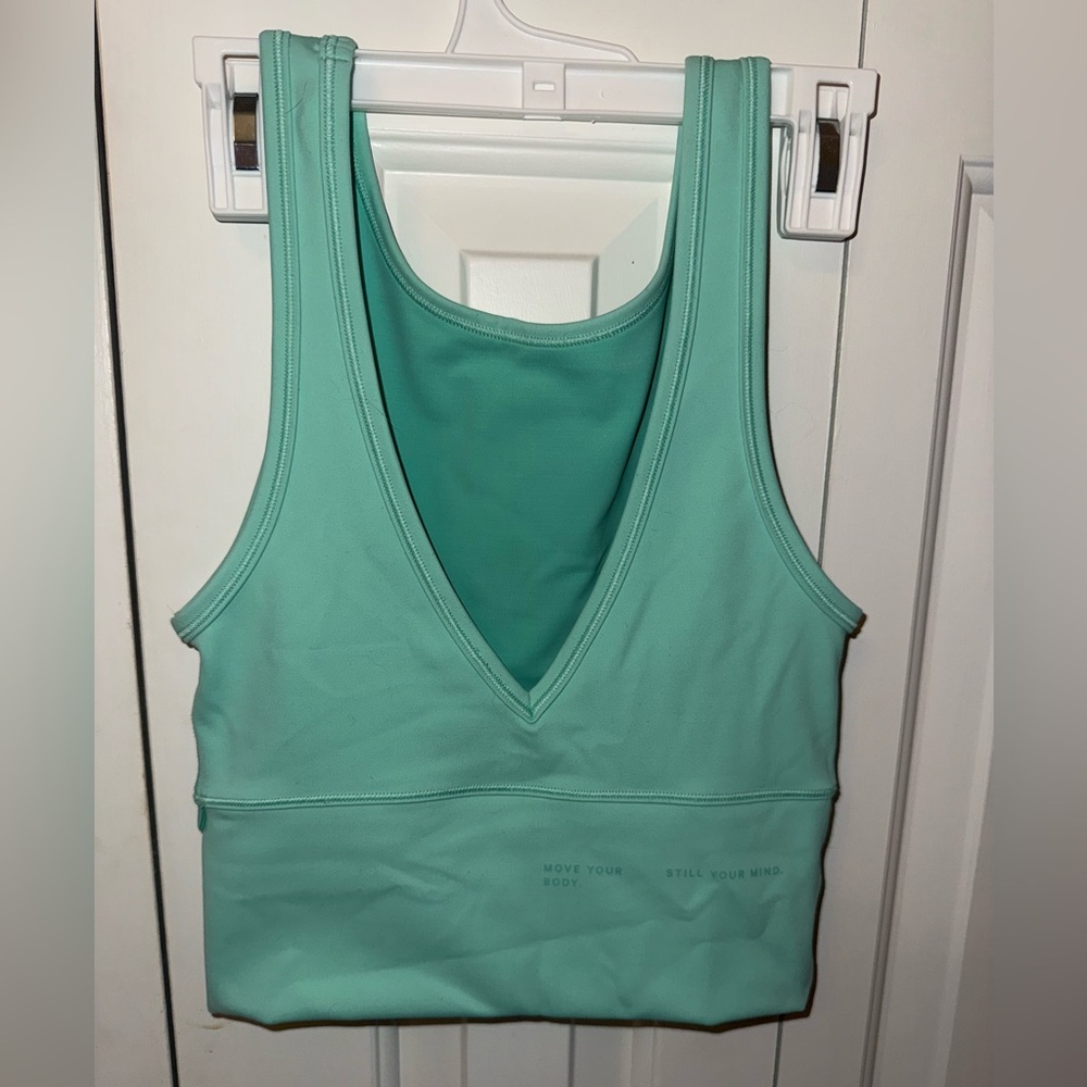 Lululemon top - Picture 2 of 4